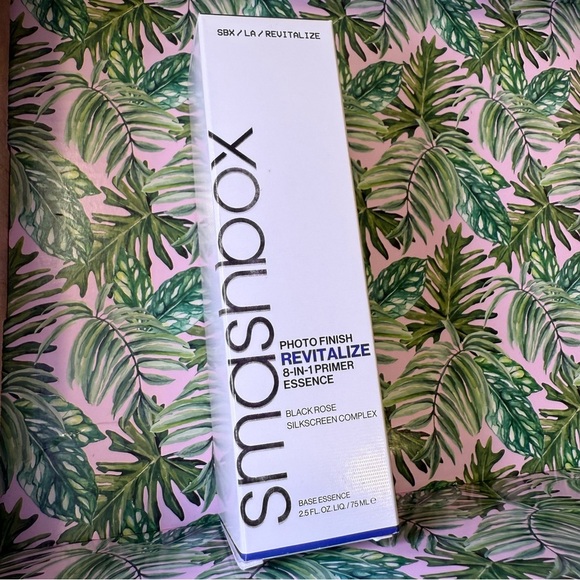 NIB Smashbox Photo Finish Revitalize 8-in-1 Primer Essence 2.5 fl oz - Picture 1 of 5